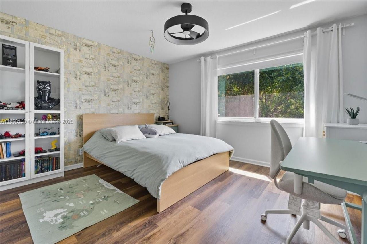 347 Fairmont Rd, Weston, FL 33326 Photo