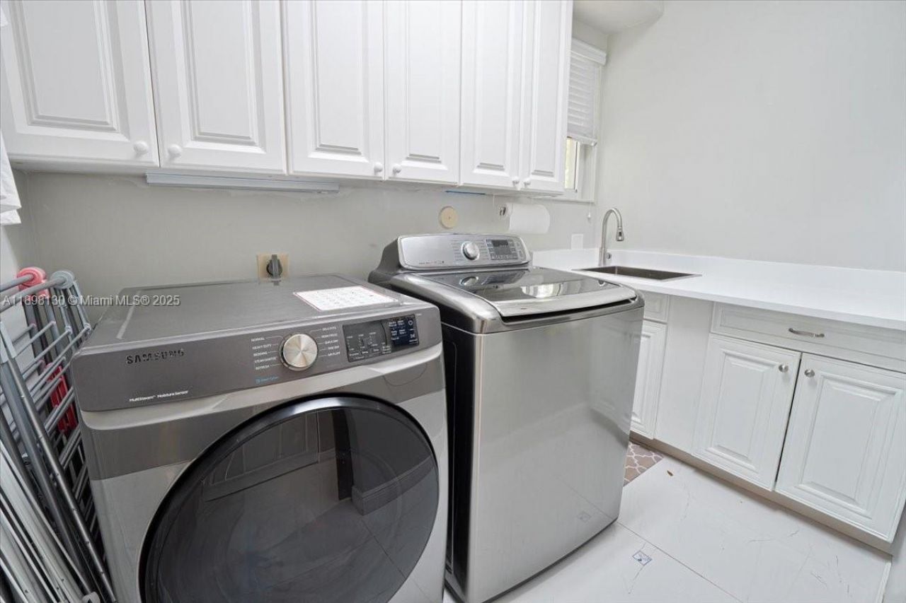 347 Fairmont Rd, Weston, FL 33326 Photo