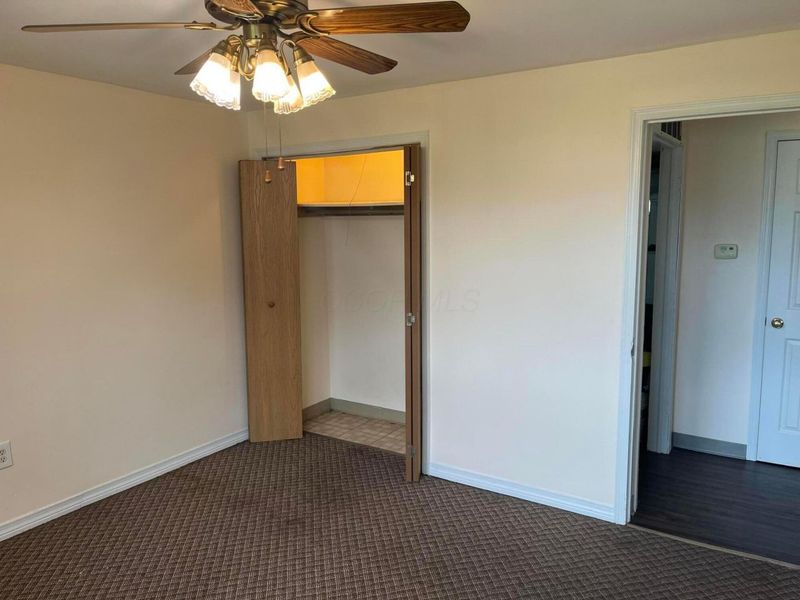 98 Buckeye Circle, Columbus, OH 43217 Photo 7