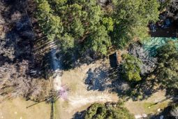 143 Severance Lane photo 4