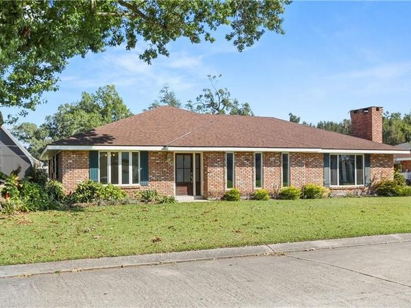 102 APPLE Court, Luling, LA 70070