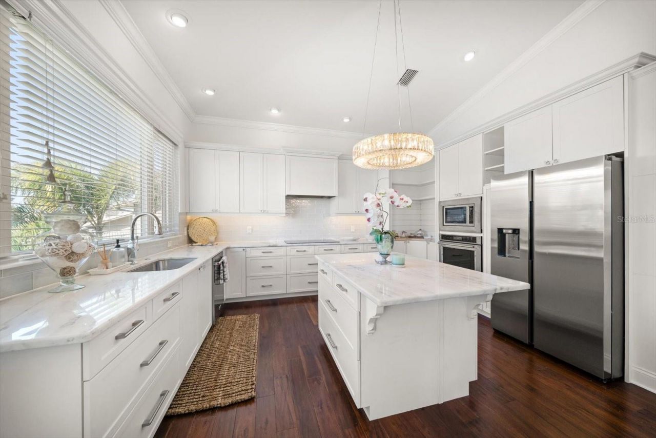 109 15th Street, Belleair Beach, FL 33786 Photo