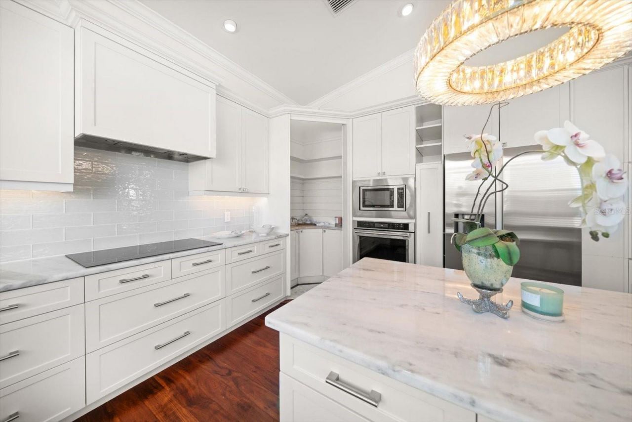 109 15th Street, Belleair Beach, FL 33786 Photo