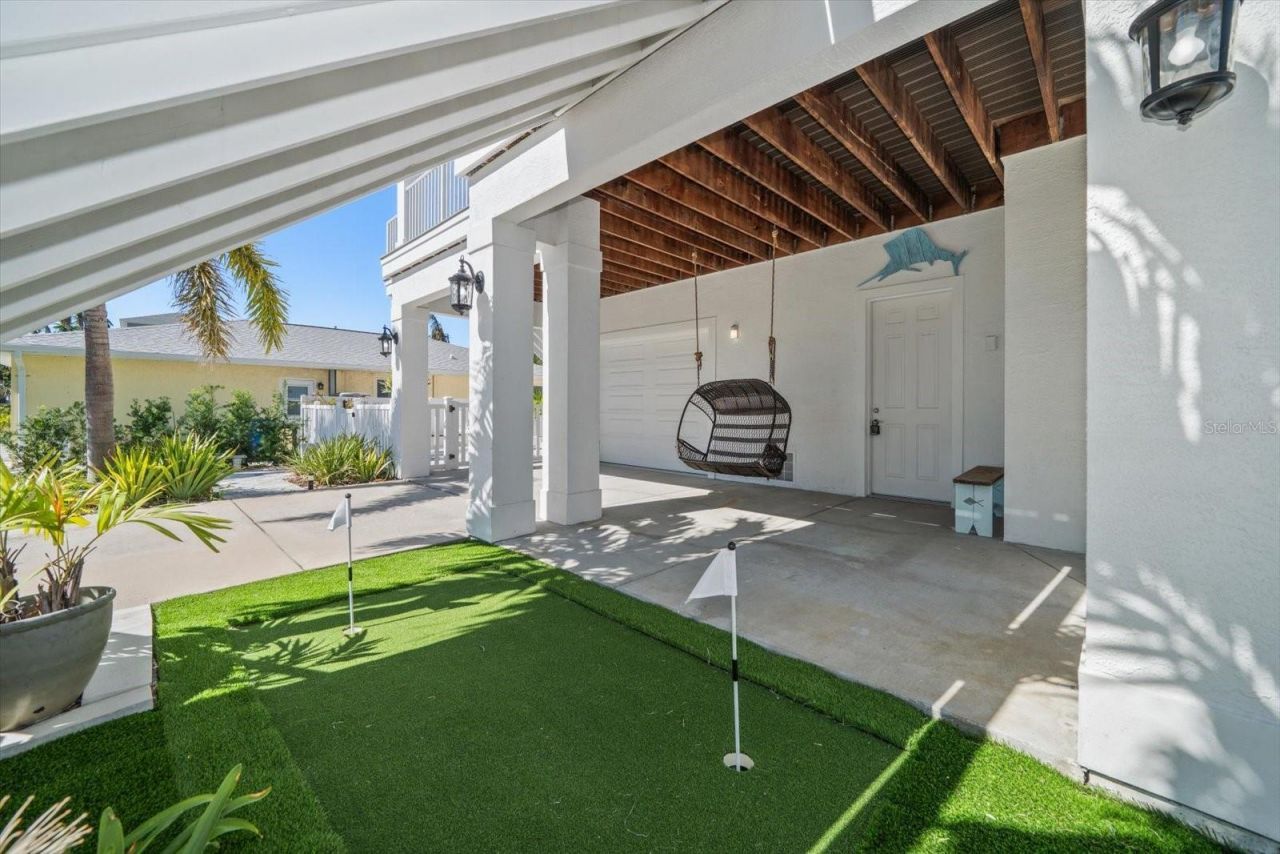 109 15th Street, Belleair Beach, FL 33786 Photo