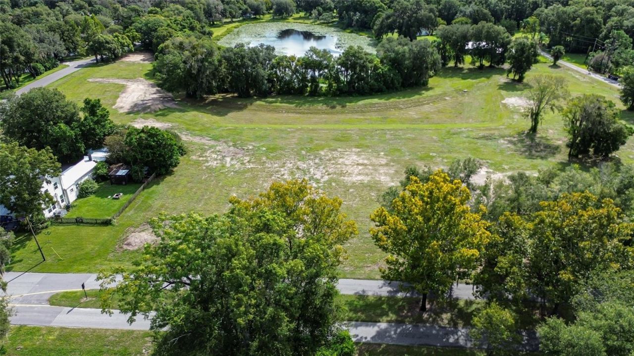 467 N Lakeview Drive, Lake Helen, FL 32744 Photo