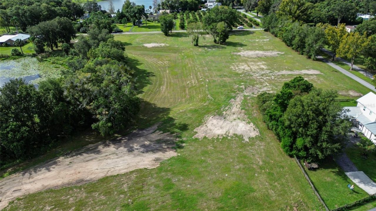 467 N Lakeview Drive, Lake Helen, FL 32744 Photo