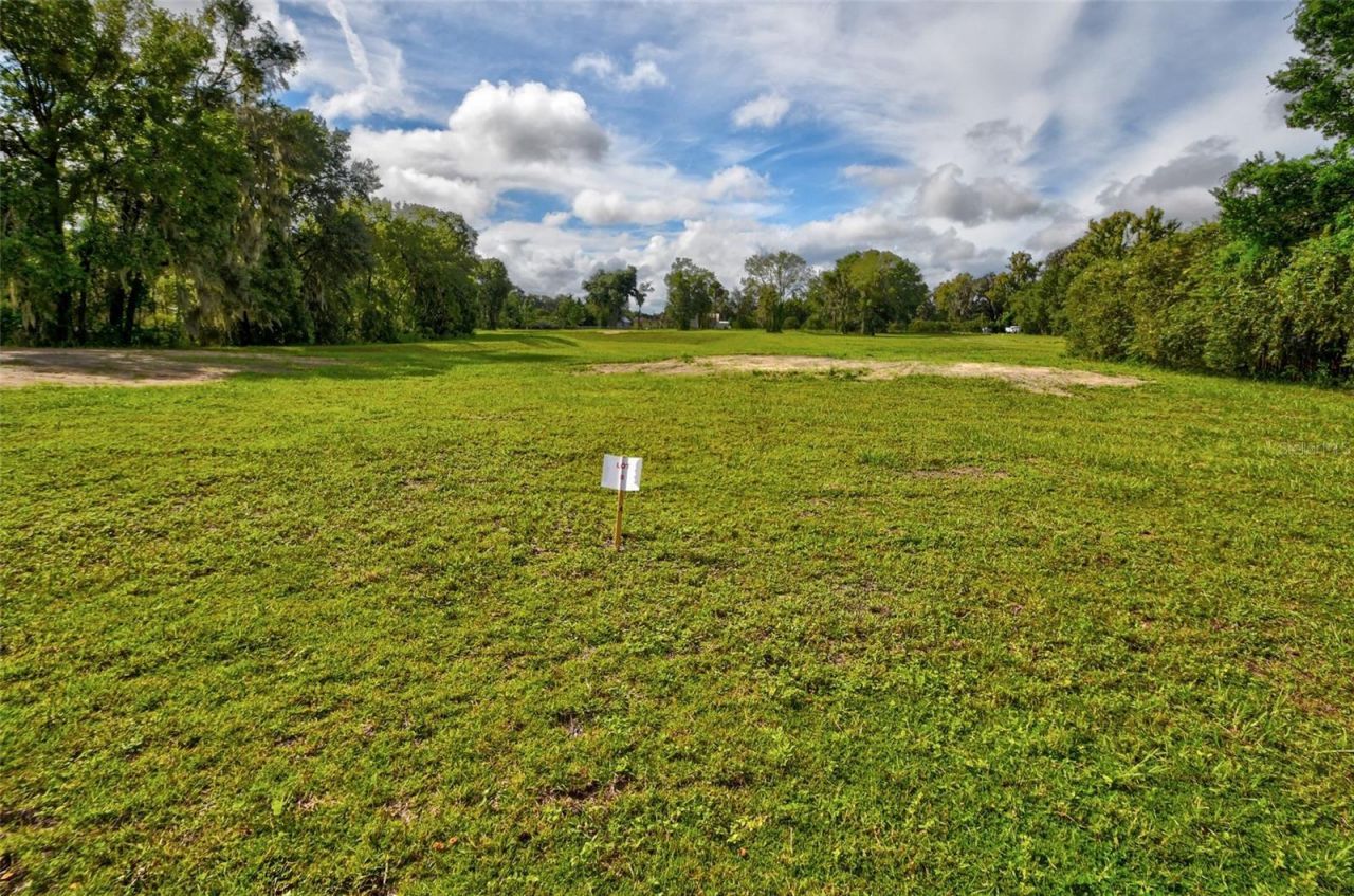 467 N Lakeview Drive, Lake Helen, FL 32744 Photo