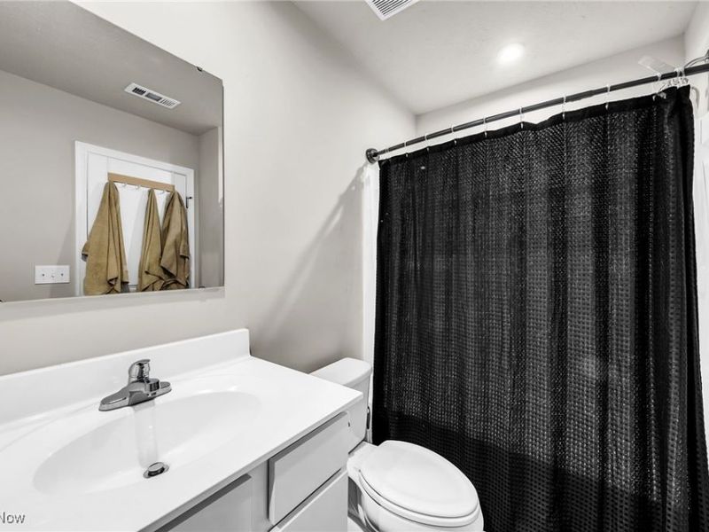 113 Palm Court, Painesville, OH 44077 Photo 13