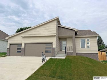 3010 N 166th Avenue, Omaha, NE 68116