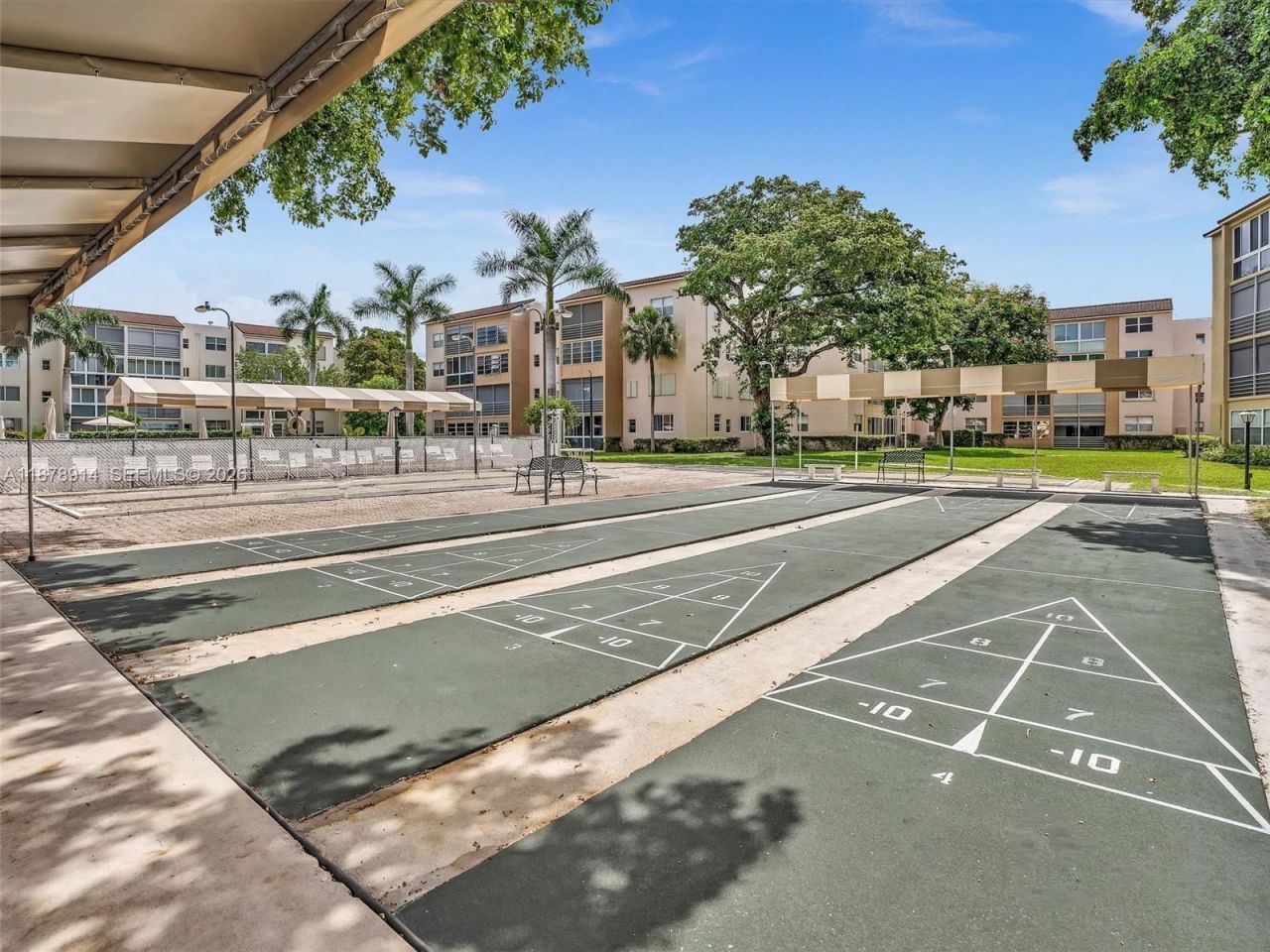 2841 Somerset Dr, Unit 105, Lauderdale Lakes, FL 33311 Photo