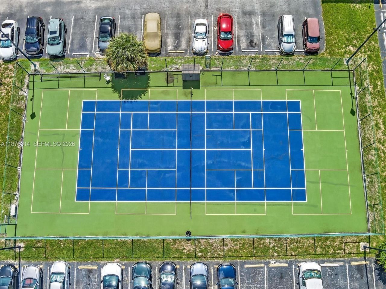 2841 Somerset Dr, Unit 105, Lauderdale Lakes, FL 33311 Photo