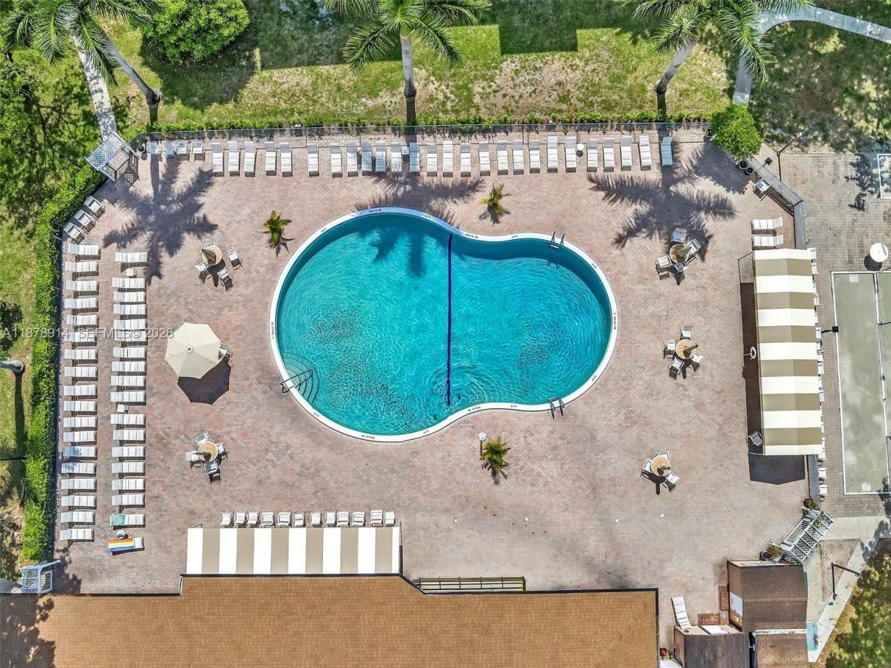 2841 Somerset Dr, Unit 105, Lauderdale Lakes, FL 33311 Photo