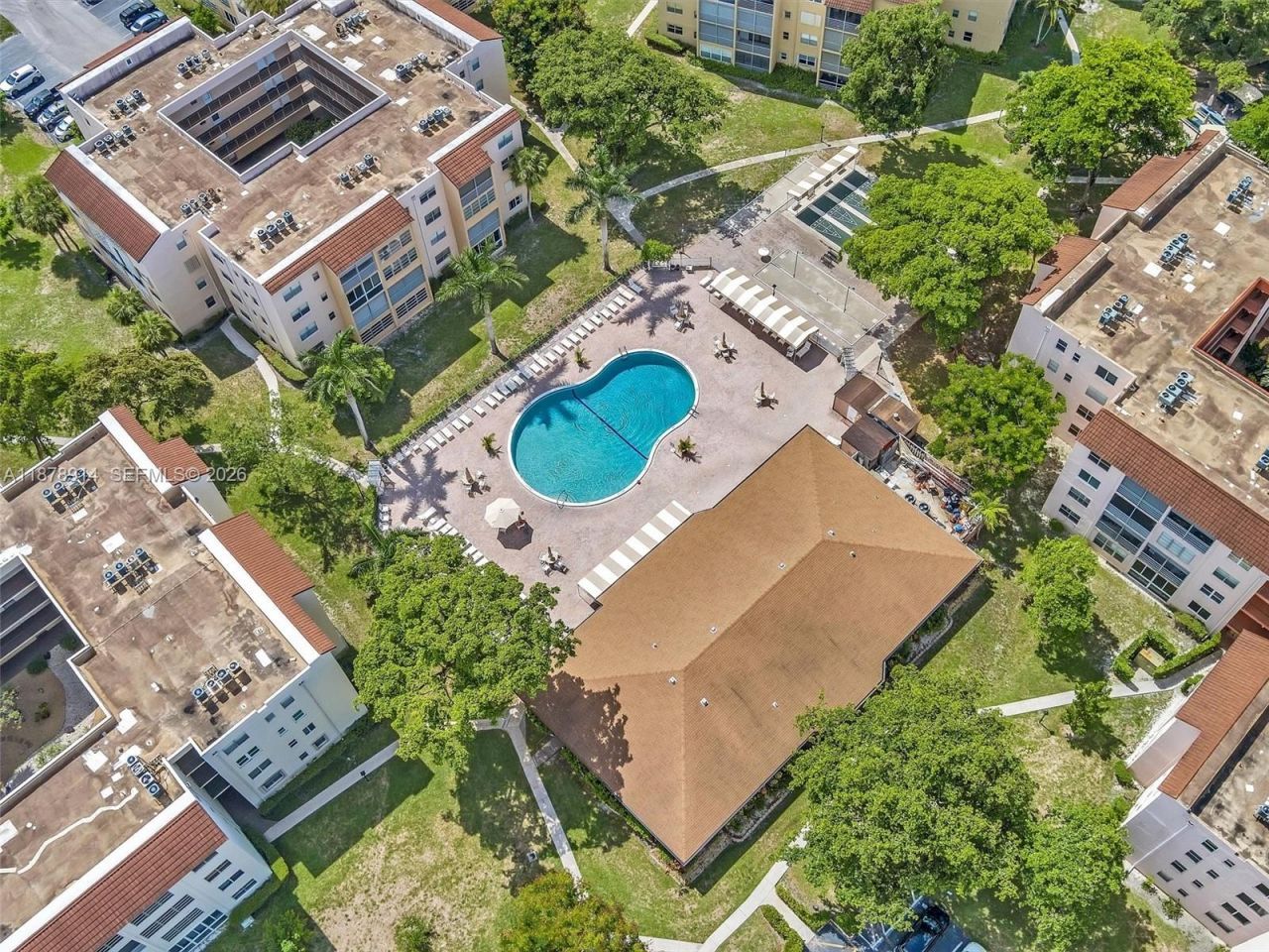 2841 Somerset Dr, Unit 105, Lauderdale Lakes, FL 33311 Photo