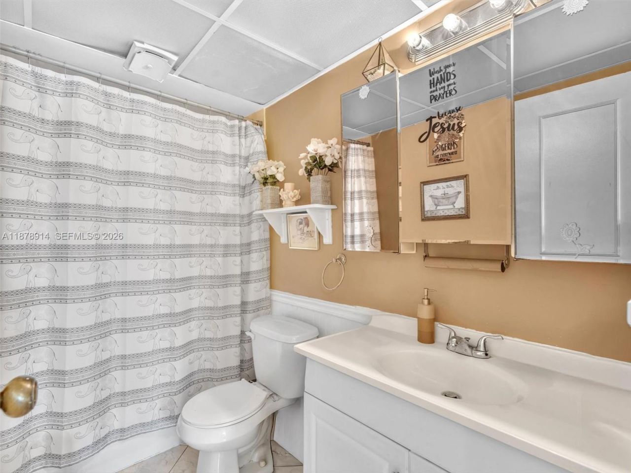 2841 Somerset Dr, Unit 105, Lauderdale Lakes, FL 33311 Photo