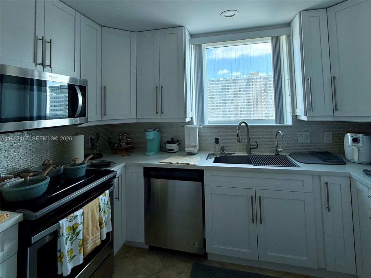 1945 S Ocean Dr, Unit 1201, Hallandale Beach, FL 33009 Photo