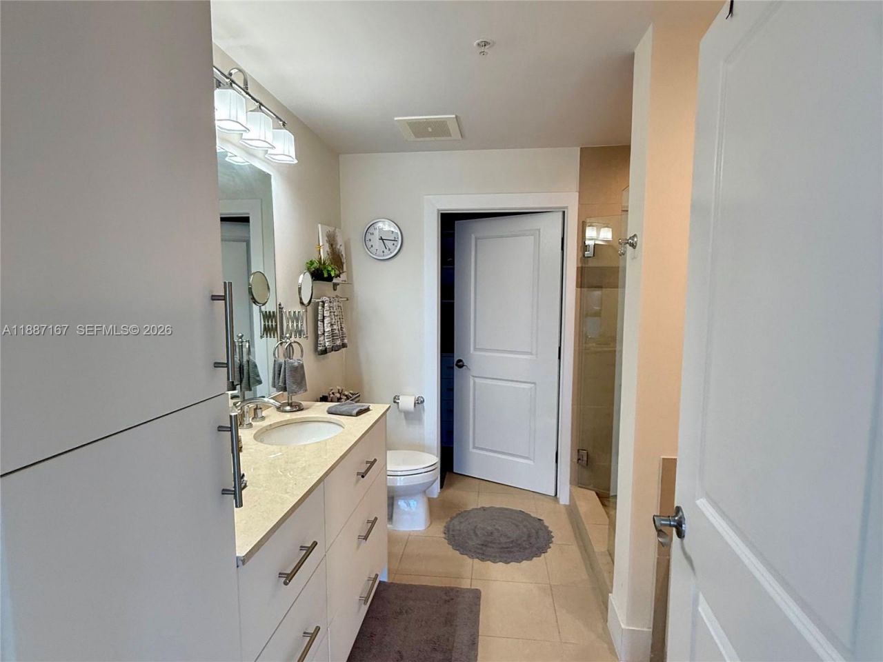 1945 S Ocean Dr, Unit 1201, Hallandale Beach, FL 33009 Photo