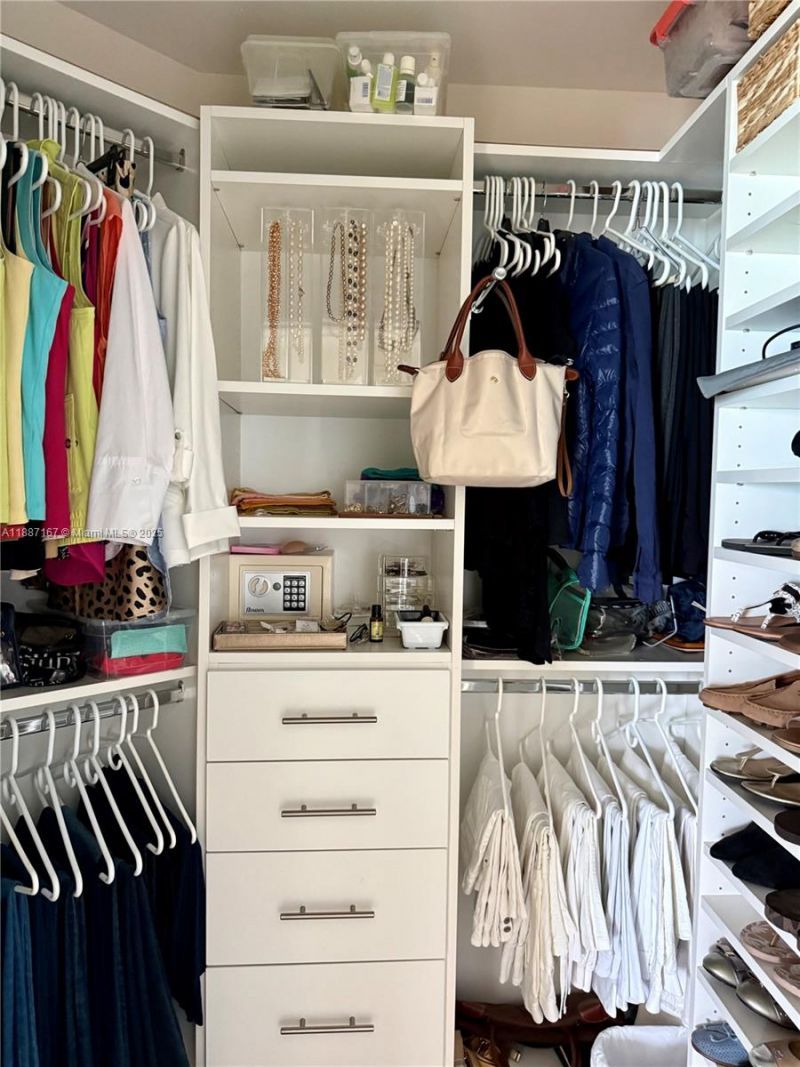 1945 S Ocean Dr, Unit 1201, Hallandale Beach, FL 33009 Photo