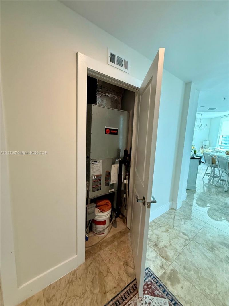 1945 S Ocean Dr, Unit 1201, Hallandale Beach, FL 33009 Photo