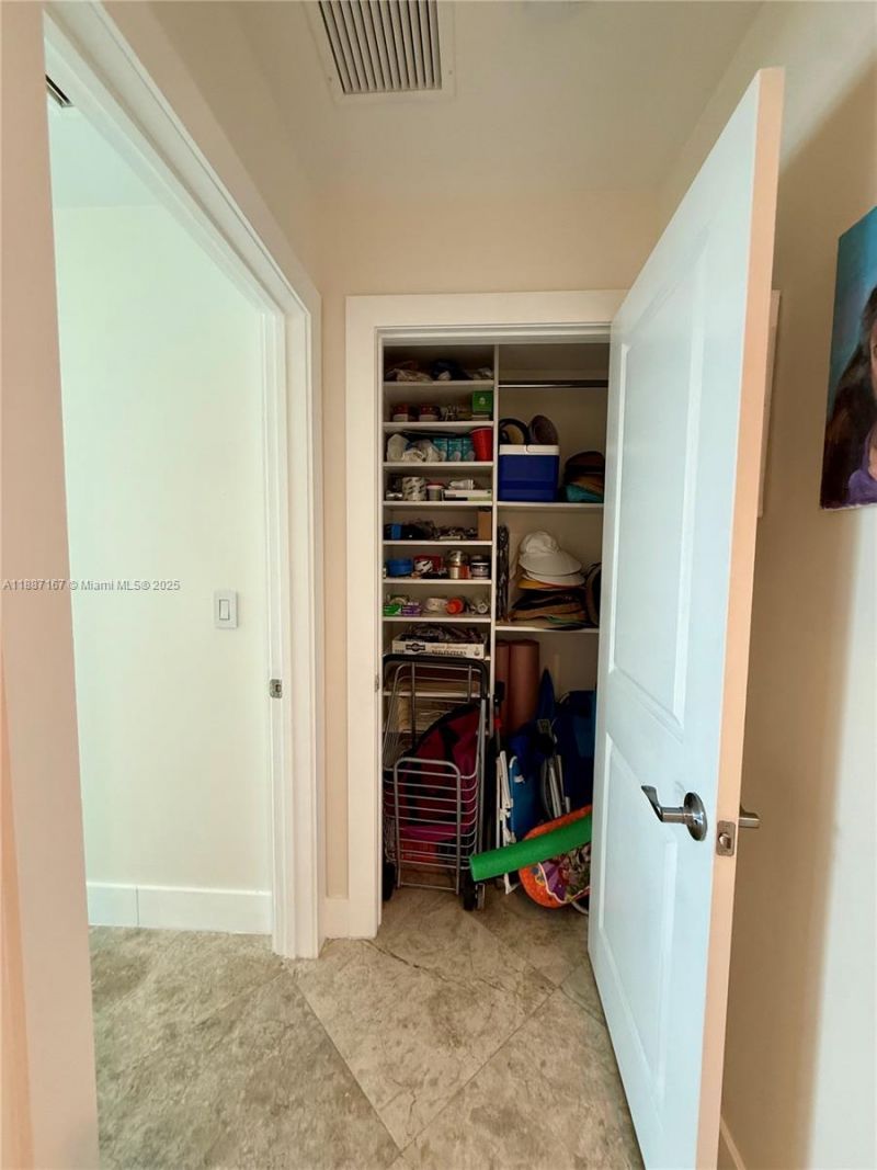 1945 S Ocean Dr, Unit 1201, Hallandale Beach, FL 33009 Photo