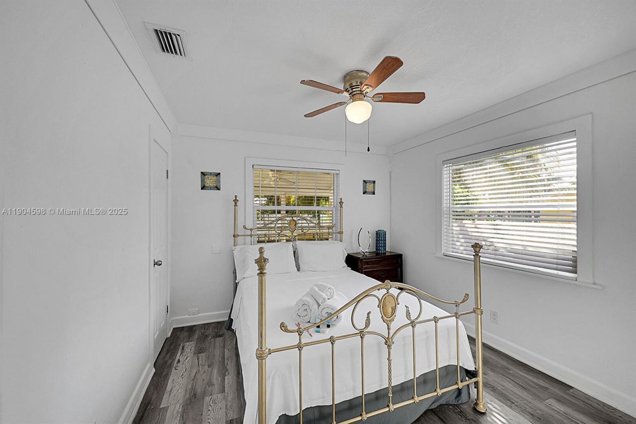 422 49th St, West Palm Beach, FL 33407 Photo