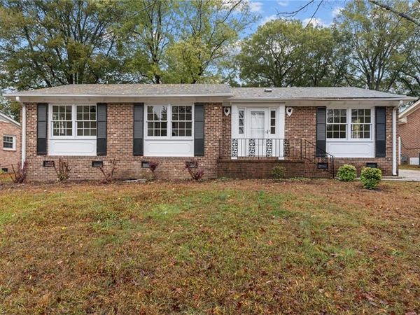 2407 Four Seasons Boulevard, Greensboro, NC 27407