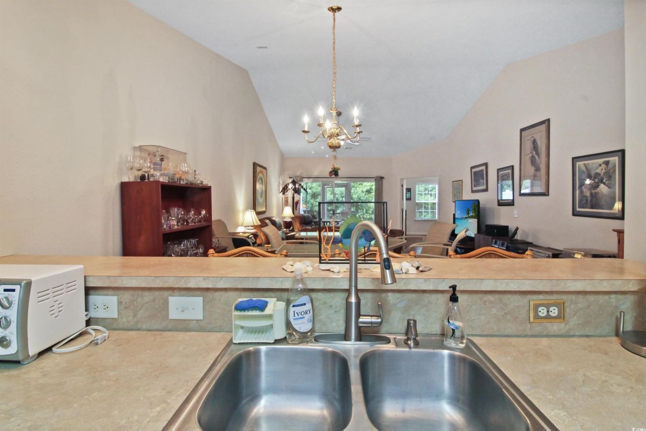 301 Nuthatch Ln. Photo 8