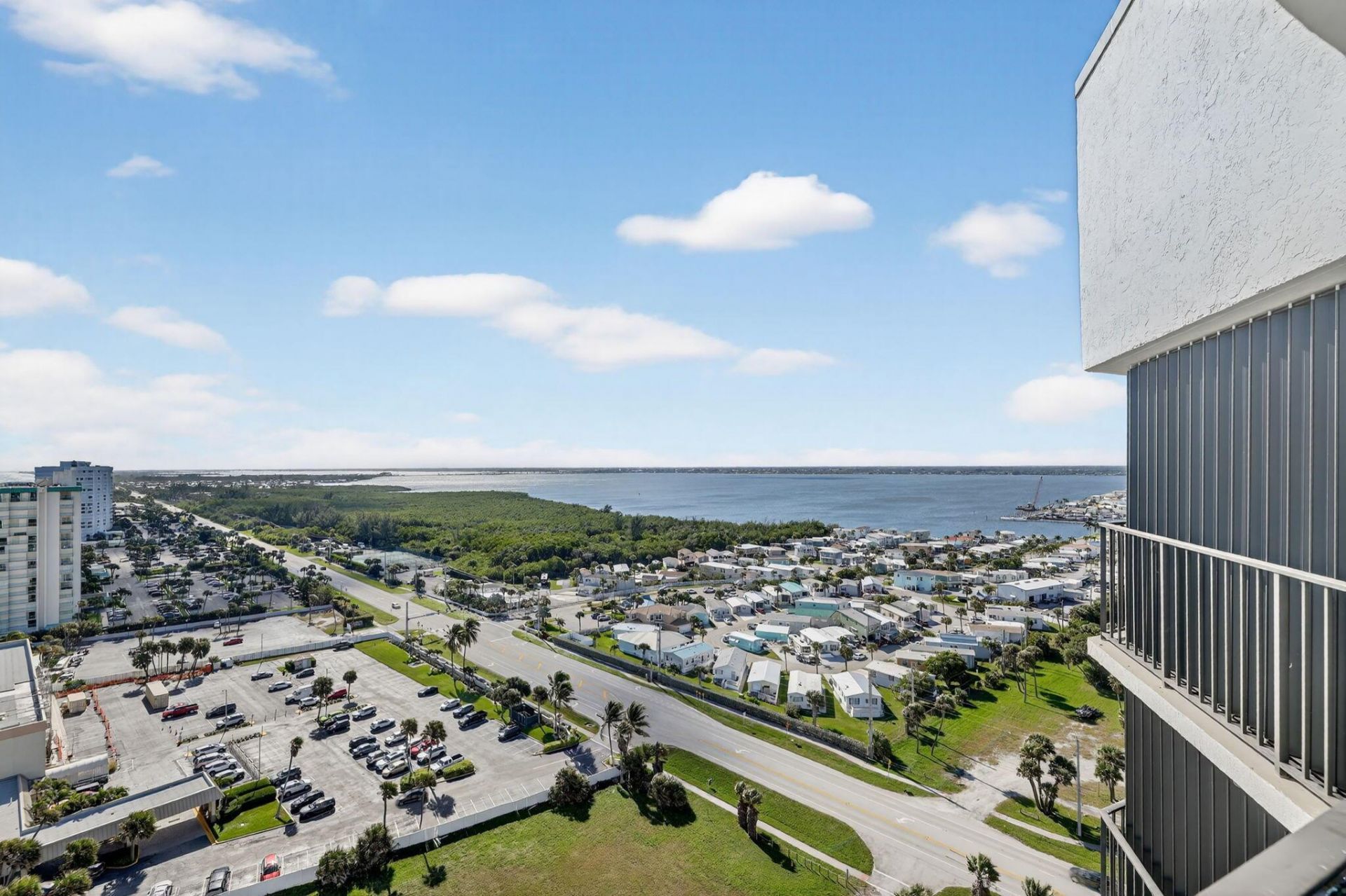 9650 S Ocean Drive, Unit 2009, Jensen Beach, FL 34957 Photo