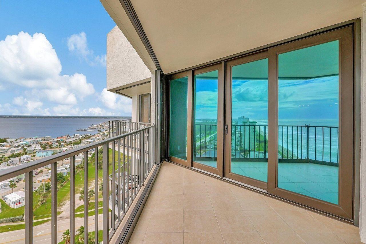 9650 S Ocean Drive, Unit 2009, Jensen Beach, FL 34957 Photo