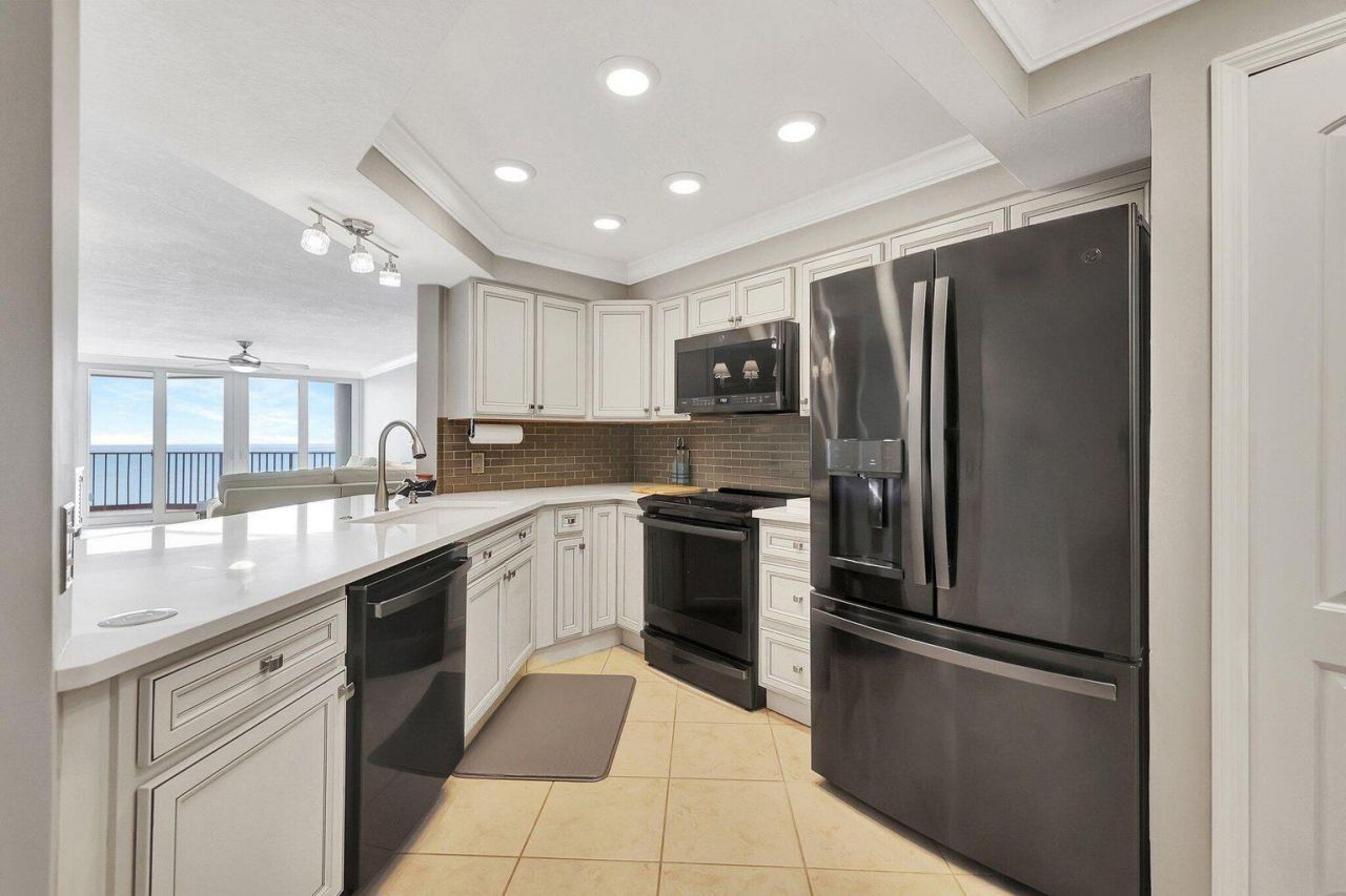 9650 S Ocean Drive, Unit 2009, Jensen Beach, FL 34957 Photo