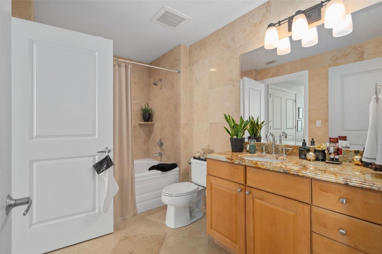 101 S Eola Drive, Unit 1209, Orlando, FL 32801 Photo