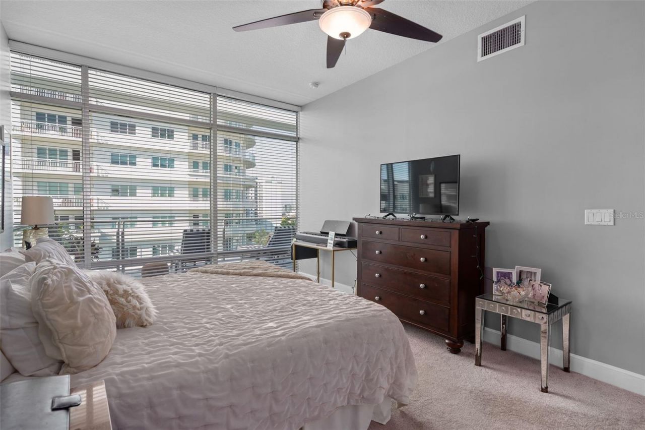 101 S Eola Drive, Unit 1209, Orlando, FL 32801 Photo
