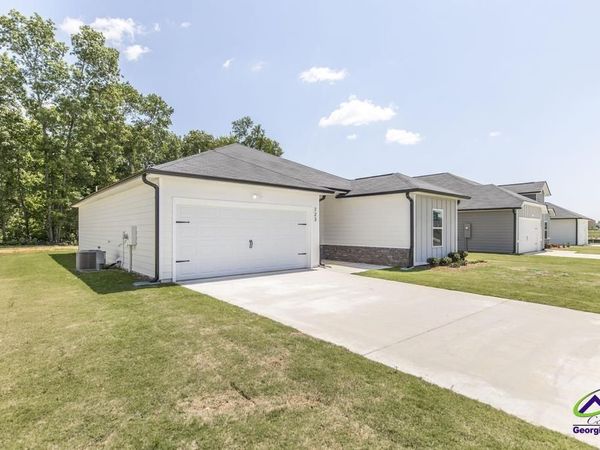 508 Georgian Walk, Byron, GA 31008