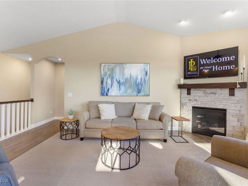 2334 Ledgestone Drive NW, Uniontown, OH 44685 Photo 16