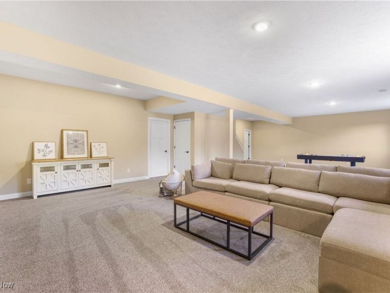 2334 Ledgestone Drive NW, Uniontown, OH 44685 Photo 28