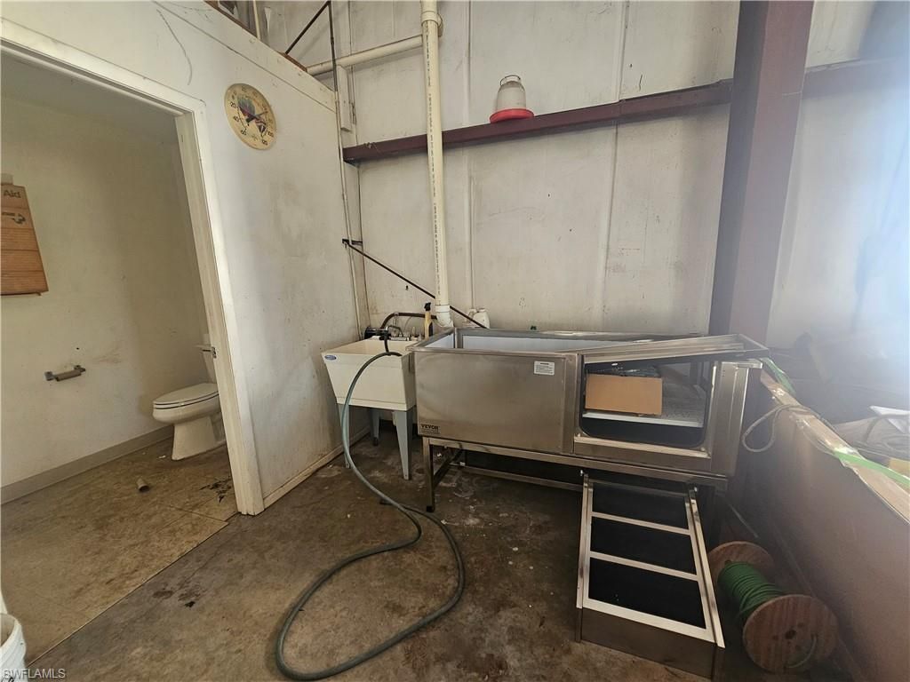 6830 Buckingham Rd, Fort Myers, FL 33905 Photo