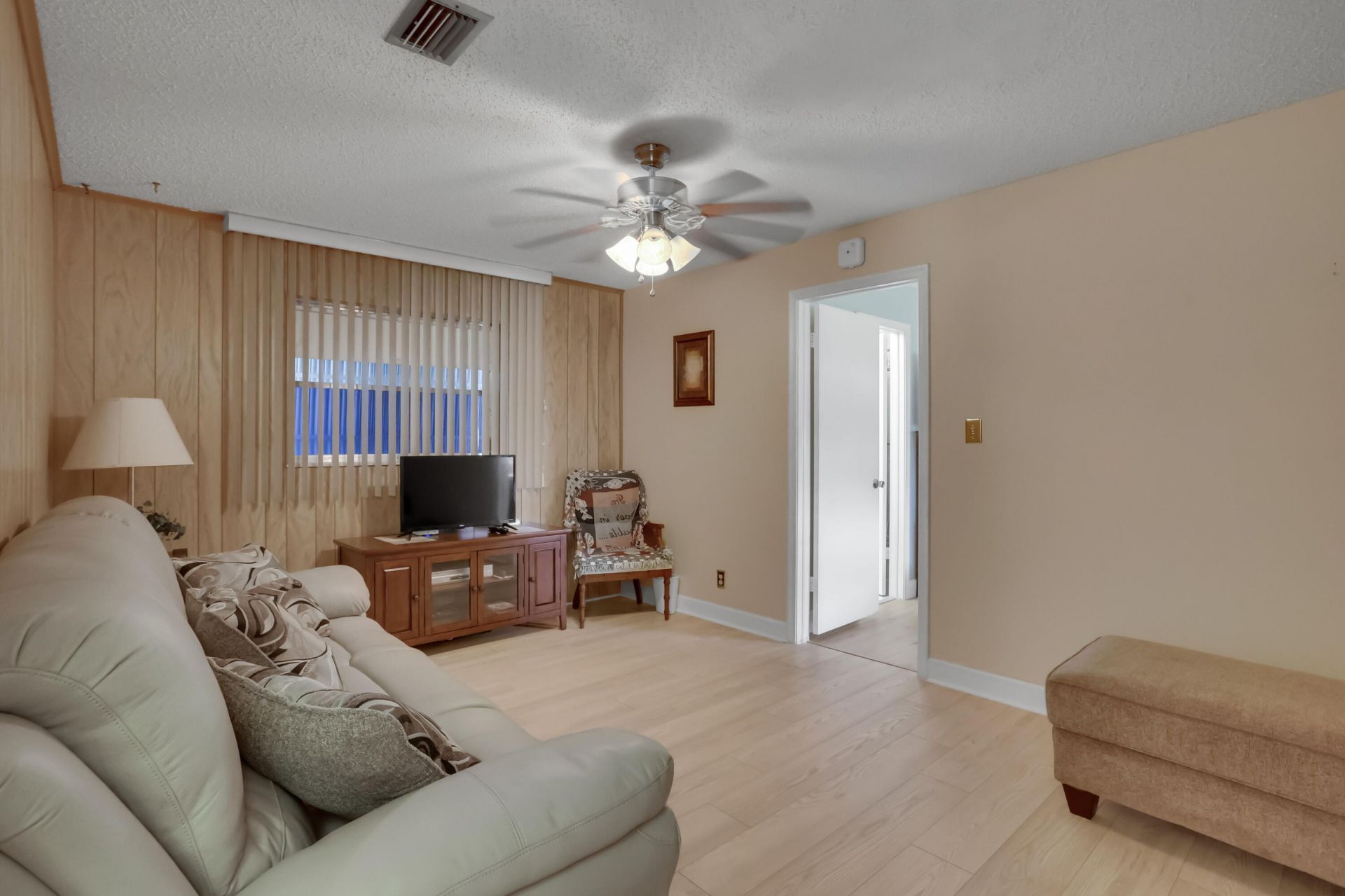 1604 Alfred Drive, Boynton Beach, FL 33426 Photo
