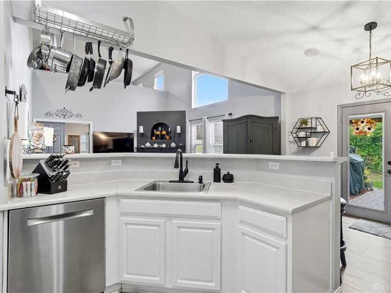 852 Willowbrook Drive, Monroe, OH 45050 Photo 10