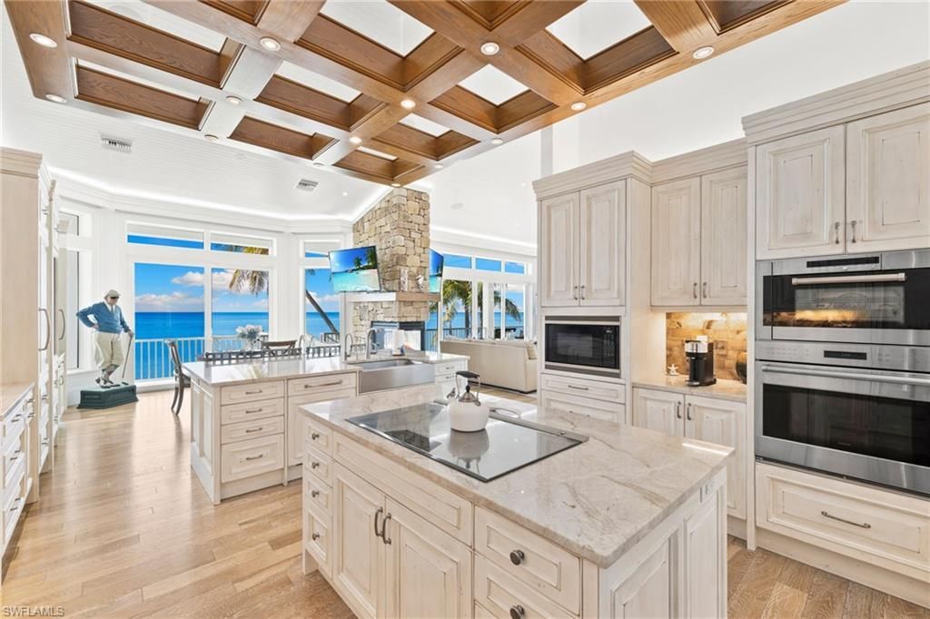 40 32nd Ave S, Naples, FL 34102 Photo