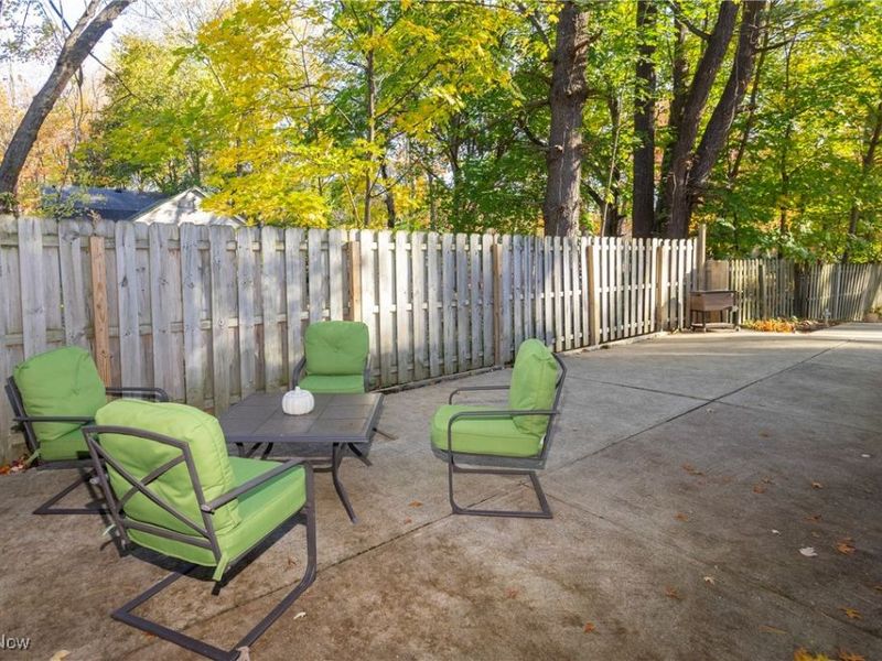 4553 Porter Road, North Olmsted, OH 44070 Photo 17