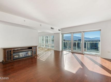 255 N Sierra Street, Unit 1012, Reno, NV 89501 Photo