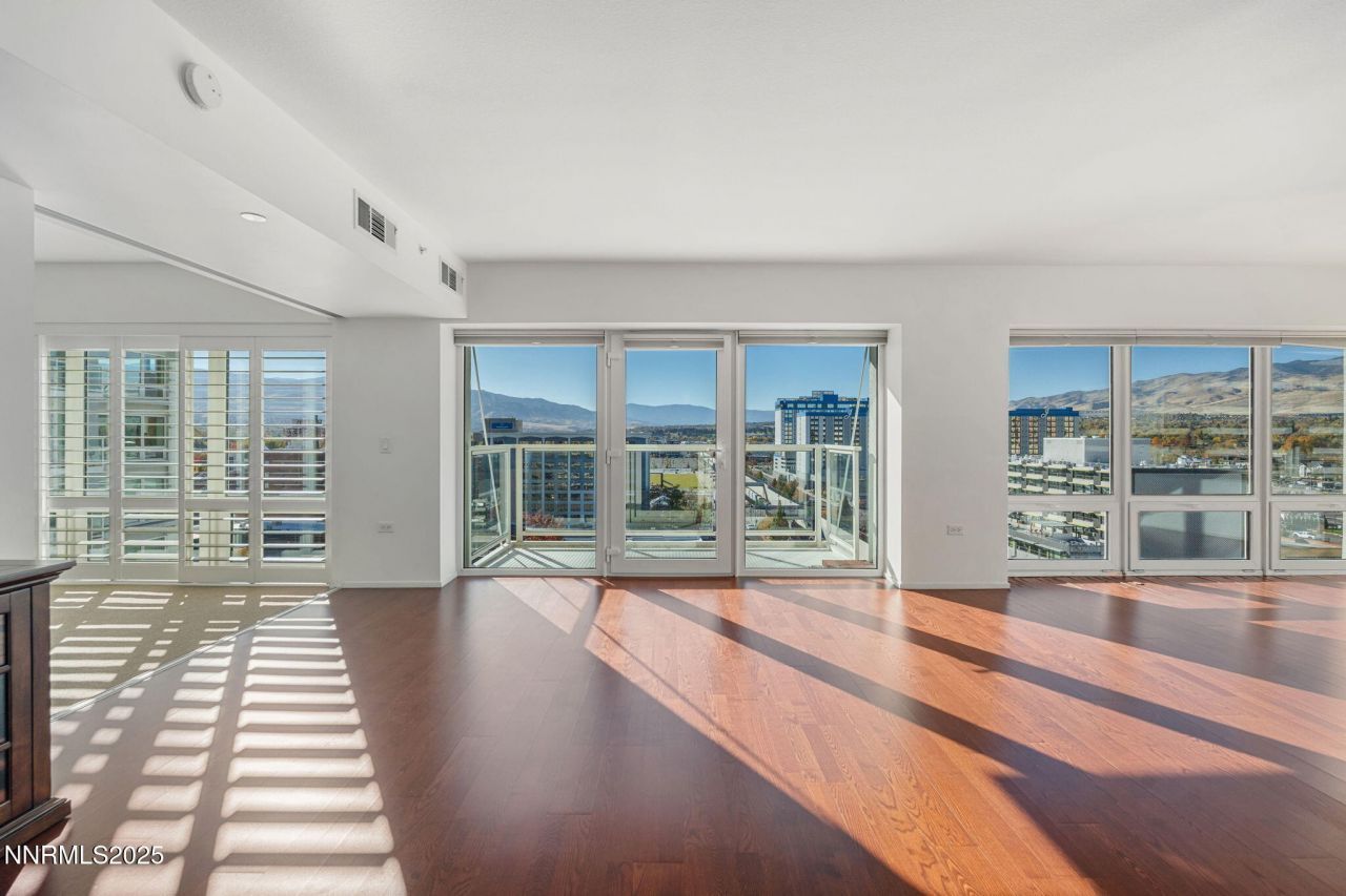 255 N Sierra Street, Unit 1012, Reno, NV 89501 Photo