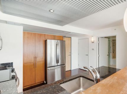 255 N Sierra Street, Unit 1012, Reno, NV 89501 Photo