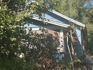 2618 Brown Street, Flint, MI 48503