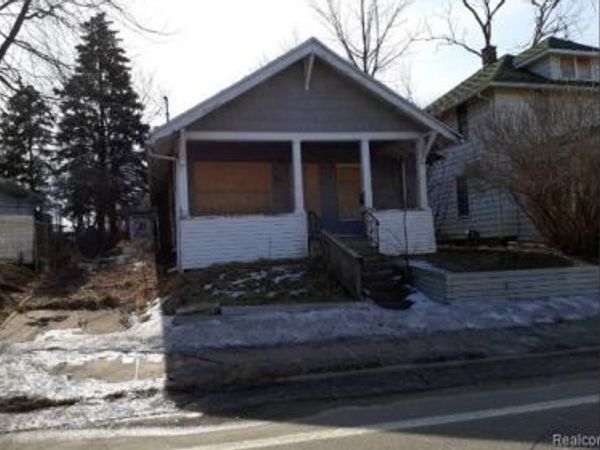 2509 Corunna Road, Flint, MI 48503