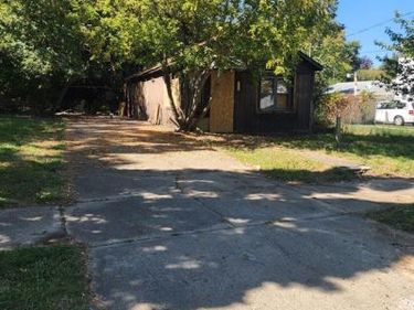 1308 Barney Avenue, Flint, MI 48503