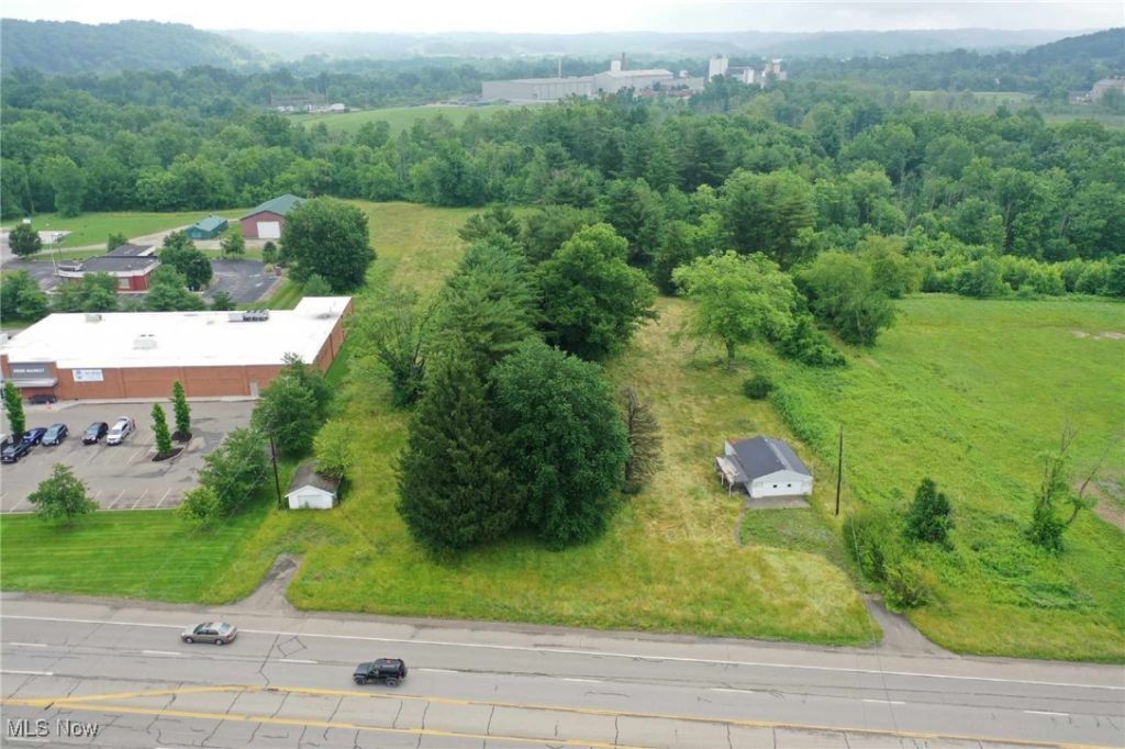 61220 Southgate Road, Cambridge, OH 43725 Main Photo