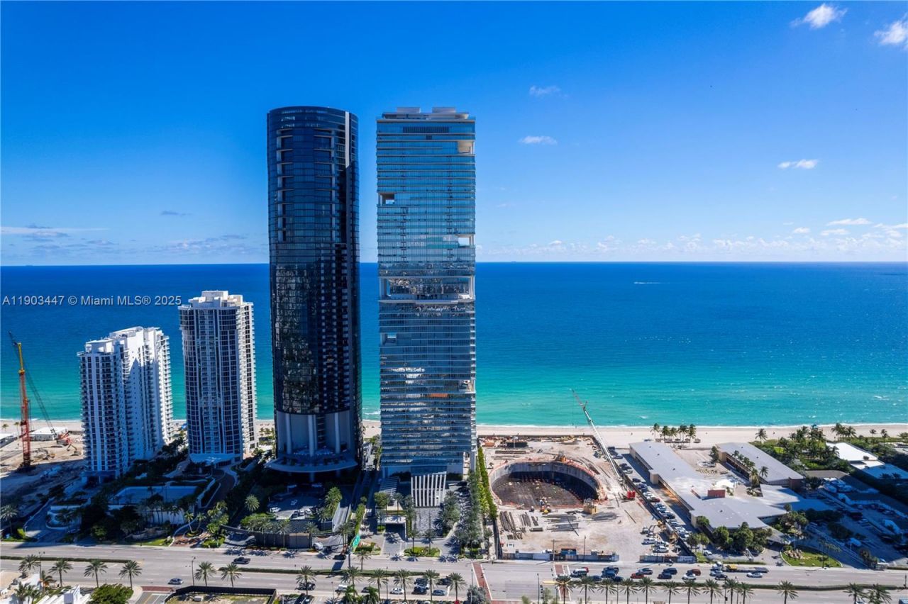 18501 Collins Av, Unit 1501, Sunny Isles Beach, FL 33160 Photo