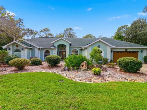 24 LIVINGSTONE DAISY COURT, HOMOSASSA, FL 34446