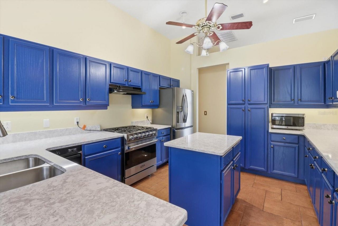 24 Livingstone Daisy Court, Homosassa, FL 34446 Photo