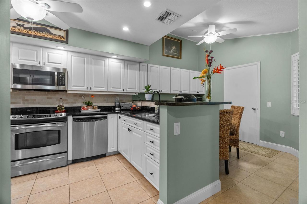 623 Red Oak Circle, Unit 109, Altamonte Springs, FL 32701 Photo